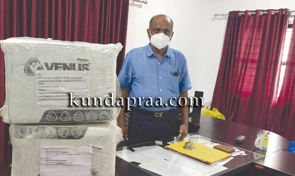 ಕುಂದಾಪುರ: ರೋಟರಿಯಿಂದ 1.75 ಲಕ್ಷ ರೂ. ಮೌಲ್ಯದ ಪಿಪಿಇ ಕಿಟ್, ರೇಸ್ಪಿರೇಟರ್ ಕೊಡುಗೆ
