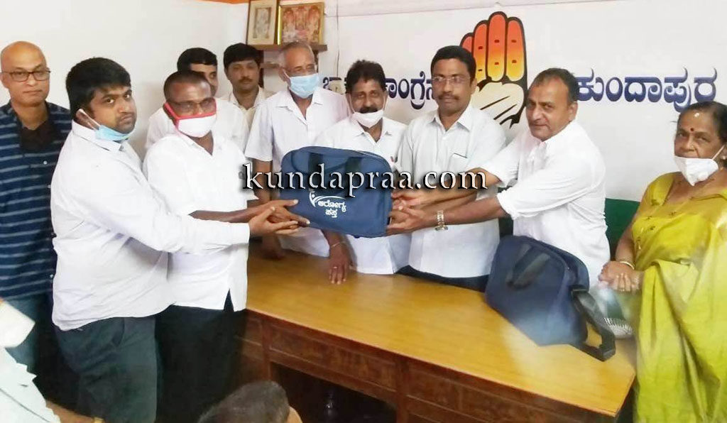 ಕುಂದಾಪುರ: ಆರೋಗ್ಯ ಹಸ್ತ ಕಿಟ್ ವಿತರಣೆ