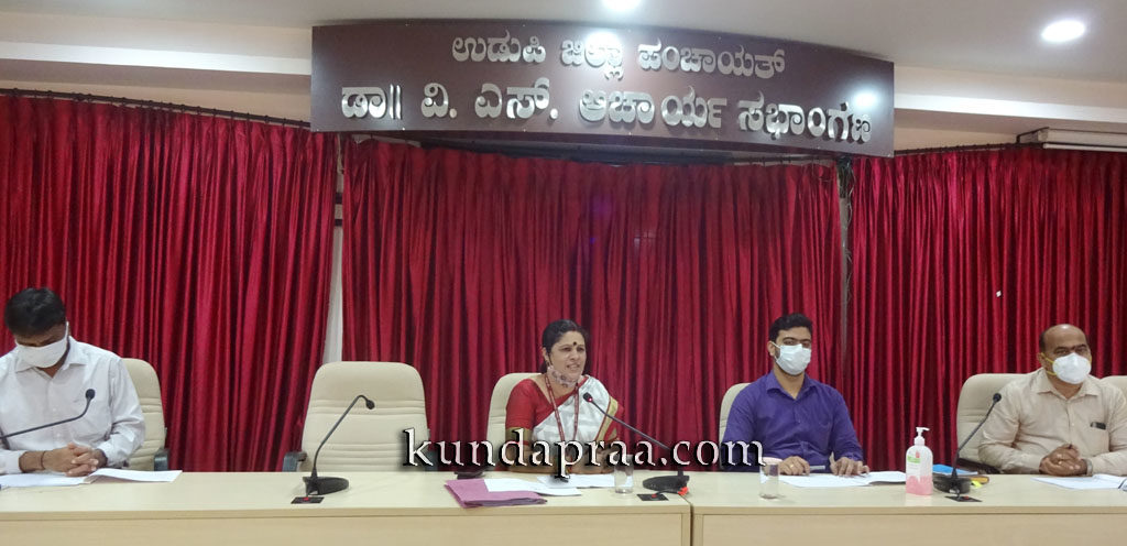 ಮಹಿಳೆಯರು ಆರ್ಥಿಕವಾಗಿ ಸ್ವಾವಲಂಬಿಗಳಾಗಬೇಕು: ಶ್ಯಾಮಲ ಕುಂದರ್