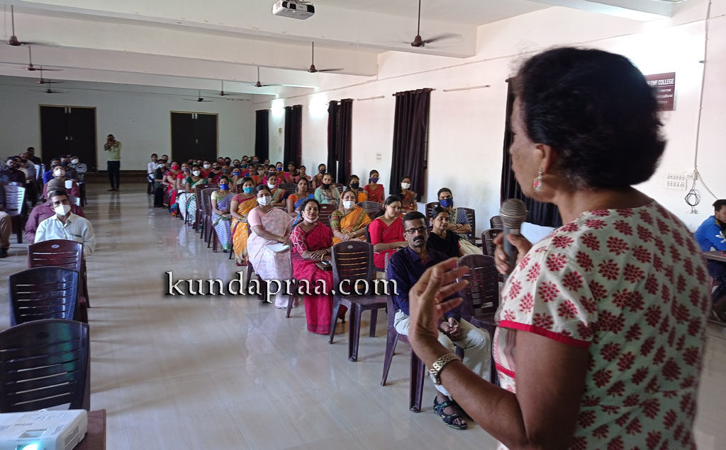 ಆಳ್ವಾಸ್ನಲ್ಲಿ ಸ್ಟೂಡೆಂಟ್ ಮೆಂಟರಿಂಗ್ ಕಾರ್ಯಗಾರ