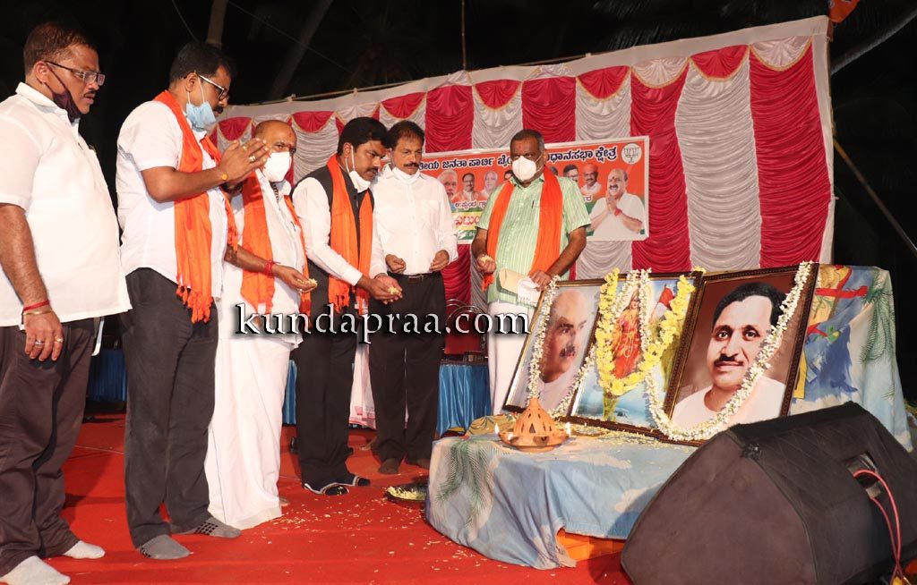 ರಾಜಕಾರಣದಲ್ಲಿ ಸ್ಪಂದನೆ ಬಹುಮುಖ್ಯ: ಸಚಿವ ಜೆ. ಸಿ. ಮಾಧುಸ್ವಾಮಿ