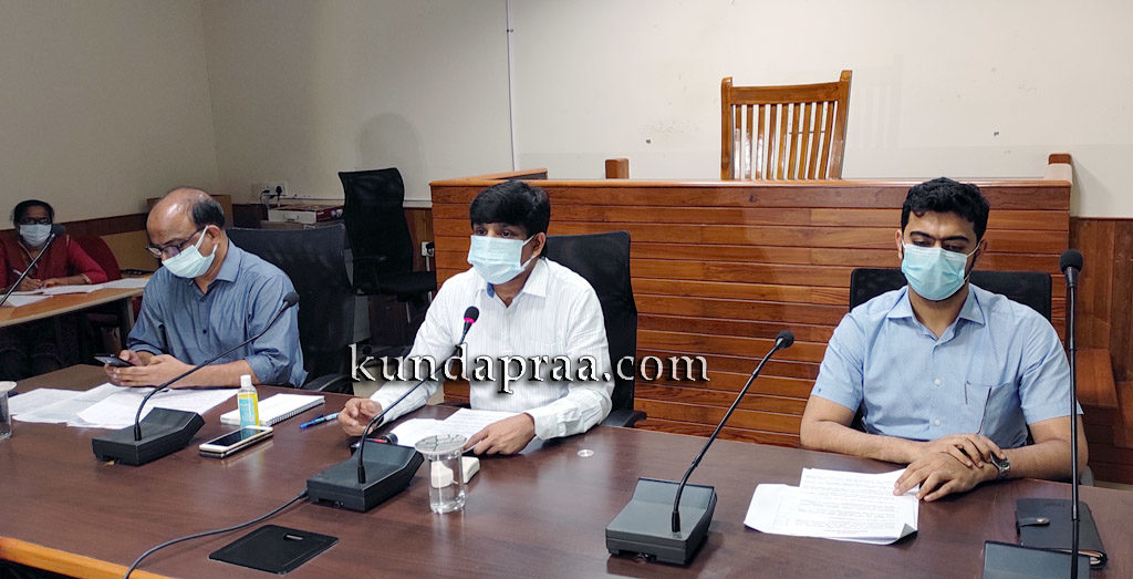 ಜಿಲ್ಲೆಯ ಎಲ್ಲಾ ಸರ್ಕಾರಿ ಆಸ್ಪತ್ರೆಗಳಲ್ಲೂ ಉಚಿತ ಕೋವಿಡ್ ಲಸಿಕೆ: ಜಿಲ್ಲಾಧಿಕಾರಿ