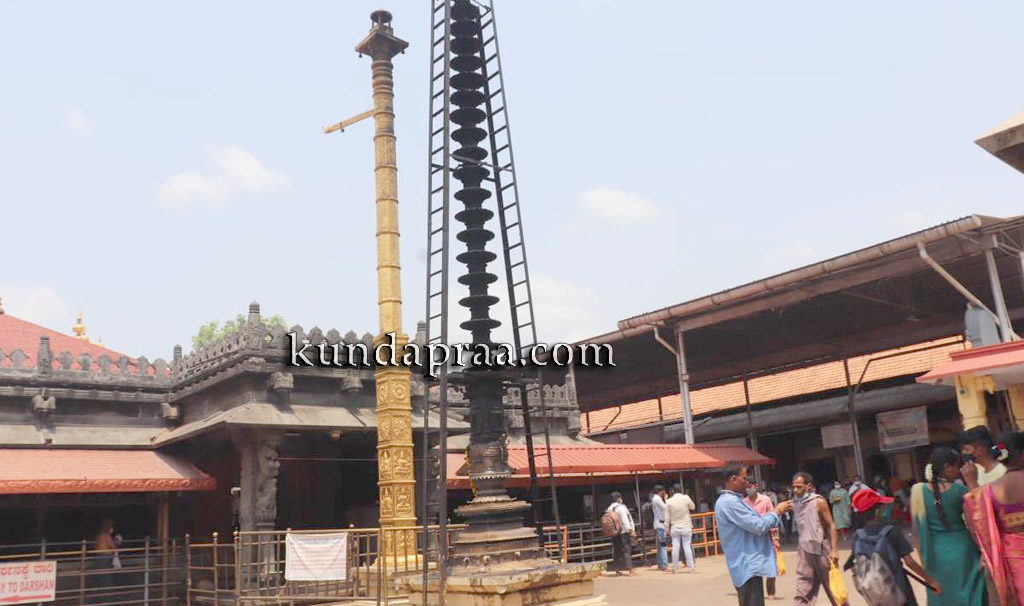 ಕೊಲ್ಲೂರು ದೇಗುಲದಲ್ಲಿ 2 ತಿಂಗಳಲ್ಲಿ 1.36 ಕೋಟಿ ರೂ. ಕಾಣಿಕೆ ಸಂಗ್ರಹ