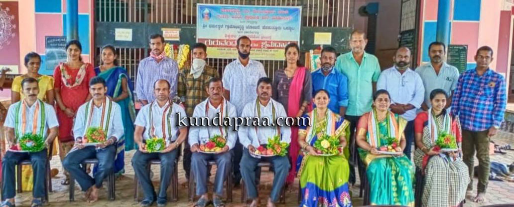 ಹೆಸ್ಕತ್ತೂರು ಶಾಲೆಯಲ್ಲಿ ಗುರುವಂದನೆ ಕಾರ್ಯಕ್ರಮ