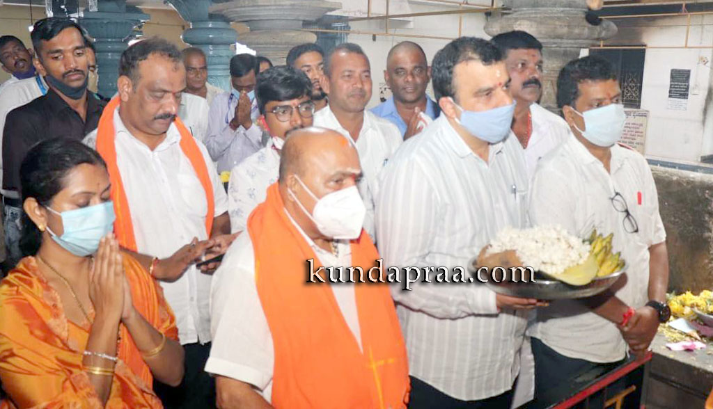 ಬೈಂದೂರು ಸೇನೇಶ್ವರ ದೇವಸ್ಥಾನಕ್ಕೆ ಸಚಿವ ವಿ. ಸುನಿಲ್ ಕುಮಾರ್ ಭೇಟಿ