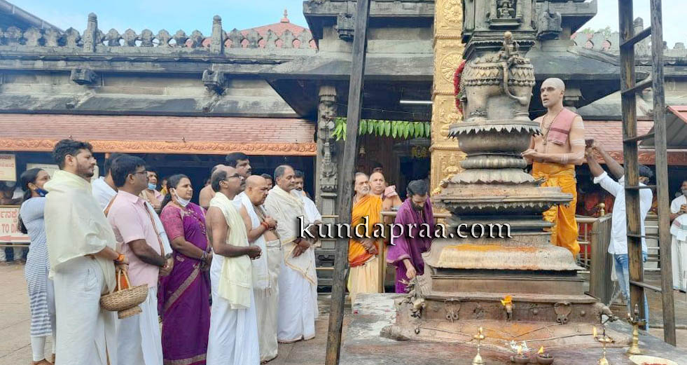 ಕೊಲ್ಲೂರು: ಮಹಾನವರಾತ್ರಿ ಮಹೋತ್ಸವಕ್ಕೆ ಚಾಲನೆ