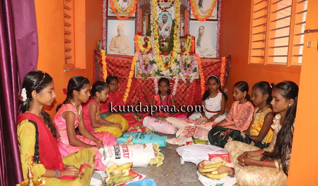 ಶ್ರೀ ರಾಮಕೃಷ್ಣ ಕುಟೀರದಲ್ಲಿ ನವರಾತ್ರಿ ಸಂಭ್ರಮ: ಧಾರ್ಮಿಕ ಕಾರ್ಯಕ್ರಮ, ಕುಮಾರಿ ದುರ್ಗಾ ಪೂಜೆ ಸಂಪನ್ನ