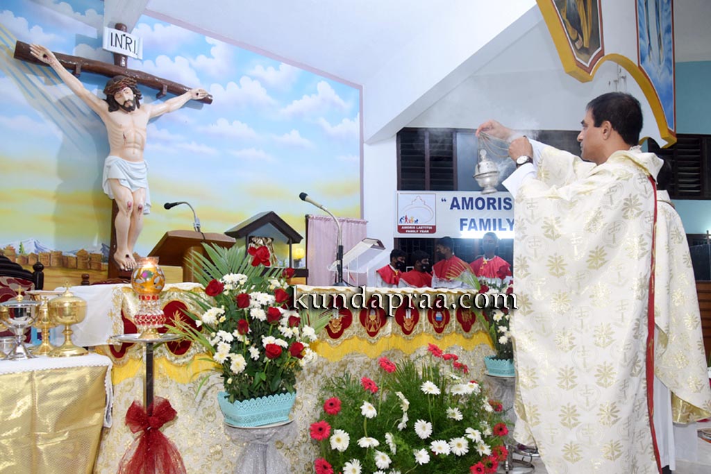 ಕುಂದಾಪುರ, ಬೈಂದೂರು ತಾಲೂಕಿನ ವಿವಿಧೆಡೆ ಸಂಭ್ರಮದ ಕ್ರಿಸ್ಮಸ್ ಆಚರಣೆ