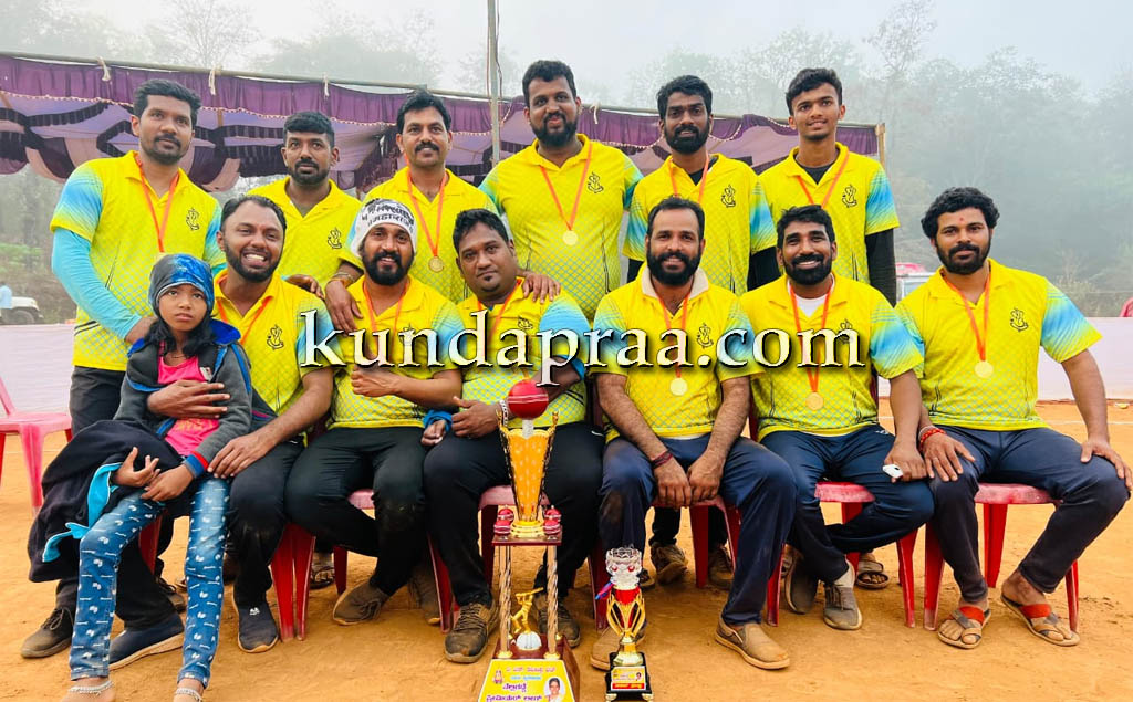 ಮೂಕಾಂಬಿಕಾ ಟ್ರೋಫಿ ಕ್ರಿಕೆಟ್ ಪಂದ್ಯಾಟ: ಪ್ರಸಿದ್ಧಿ ಕ್ರಿಕೆಟರ್ಸ್ಗೆ ಗೆಲುವು