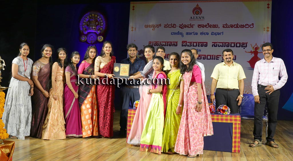 ಪಠ್ಯೇತರ ಚಟುವಟಿಕೆಗಳಿಂದ ಆತ್ಮ ಜಾಗೃತಿ ಹೆಚ್ಚುತ್ತದೆ: ಡಾ. ಮಂಜುನಾಥ ಎ ಕೋಟ್ಯಾನ್