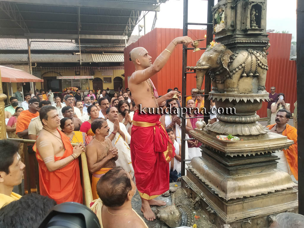 ಕೊಲ್ಲೂರು ಶ್ರೀ ಮೂಕಾಂಬಿಕಾ ದೇವಸ್ಥಾನ: ವಾರ್ಷಿಕ ಜಾತ್ರಾ ಮಹೋತ್ಸವಕ್ಕೆ ಚಾಲನೆ