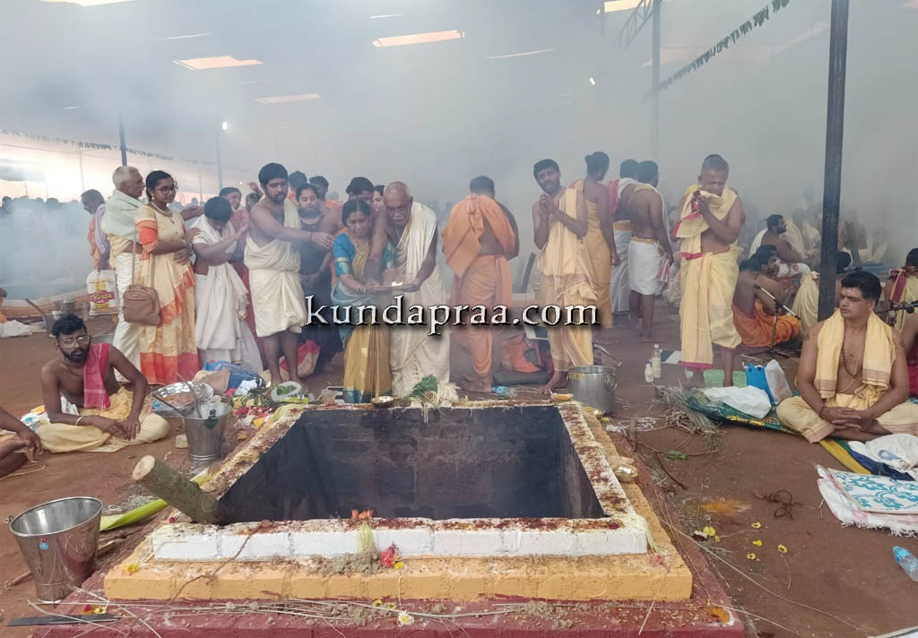 ಕಮಲಶಿಲೆ ಶ್ರೀ ಬ್ರಾಹ್ಮೀ ದುರ್ಗಾಪರಮೇಶ್ವರಿ ದೇವಸ್ಥಾನ: ಶ್ರೀ ಅಯುತ ಚಂಡಿಕಾ ಮಹಾಯಾಗ ಸಂಪನ್ನ