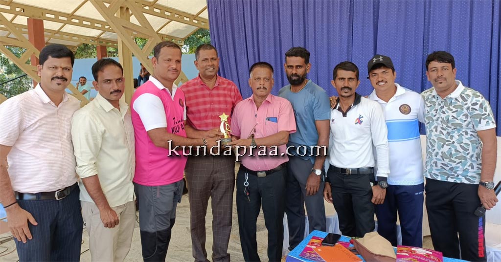 ಟಿ.ಸಿ.ಎ ಉಡುಪಿ ಜಿಲ್ಲಾಮಟ್ಟದ ಕ್ರಿಕೆಟ್ ಪಂದ್ಯಾಟ-ಚೇತನಾ ಉಡುಪಿ ಮತ್ತು ಕಲಾಕಿರಣ ಕೊರಂಗ್ರಪಾಡಿ ಫೈನಲ್ ಎಂಟ್ರಿ