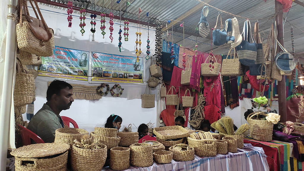 ಜಾಂಬೂರಿ ಕಲಾಮೇಳದಲ್ಲಿ ಉಚಿತ ಕರಕುಶಲ ತರಬೇತಿ