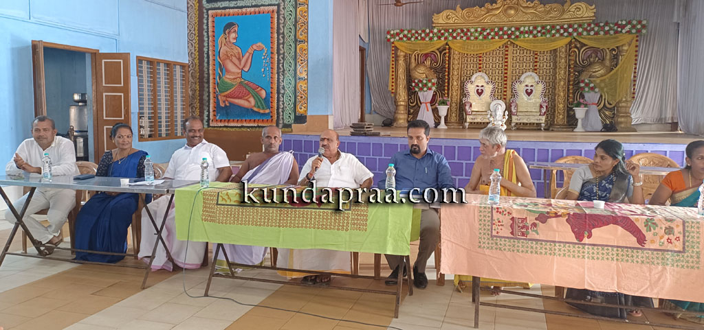 ಉಪ್ಪುಂದ ಶ್ರೀ ದುರ್ಗಾಪರಮೇಶ್ವರಿ ದೇವಳದ ಅಷ್ಟಬಂಧ ಬ್ರಹ್ಮಕಲಶೋತ್ಸವ: ಪೂರ್ವಭಾವಿ ಸಭೆ