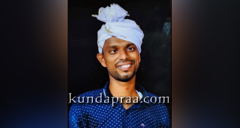 ಮರಕ್ಕೆ ಆಟೋ ರಿಕ್ಷಾ ಡಿಕ್ಕಿಯಾಗಿ ಹಿಂಬದಿಯ ಸವಾರನ ಸಾವು