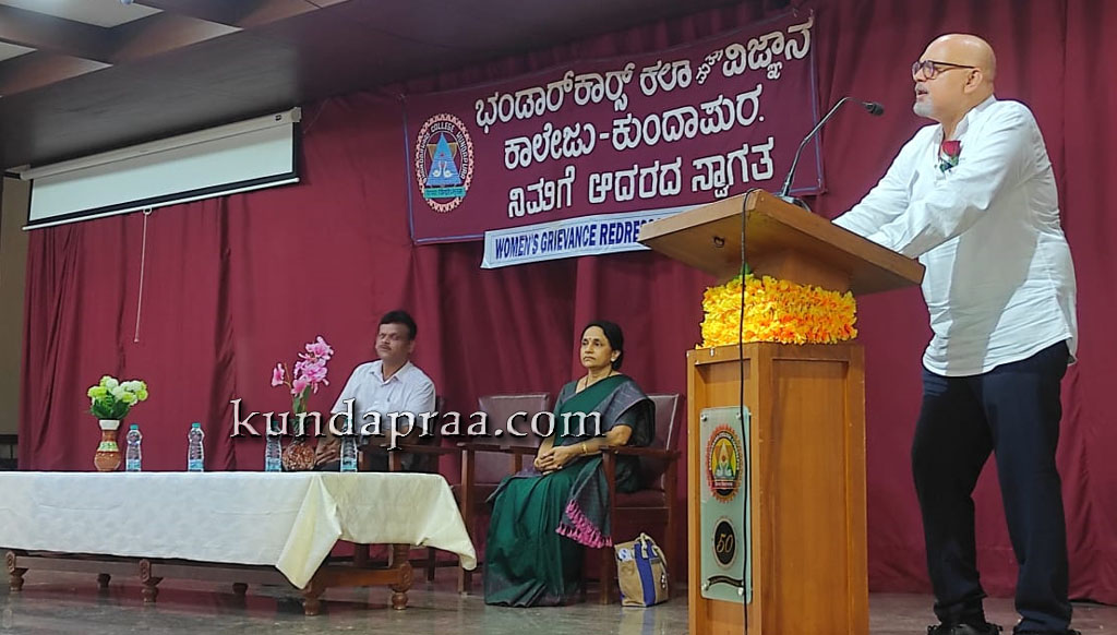 ಸಕಾರಾತ್ಮಕವಾಗಿ ಬದುಕಿನ ಸ್ವೀಕಾರವೇ ಸಮಸ್ಯೆಗೆ ಪರಿಹಾರ: ಡಾ. ಪಿ.ವಿ ಭಂಡಾರಿ