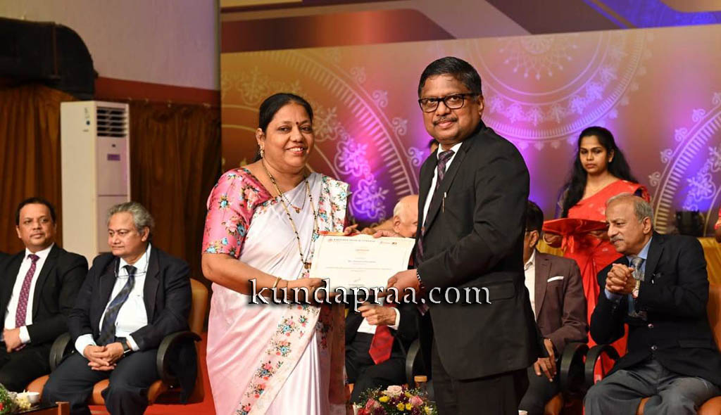 ಫಿಲೋಮಿನಾ ಫೆರ್ನಾಂಡಿಸ್ ಅವರಿಗೆ ಜಿಲ್ಲಾ ಅತ್ಯುತ್ತಮ ಅಂಗನವಾಡಿ ಕಾರ್ಯಕರ್ತೆ ಪ್ರಶಸ್ತಿ