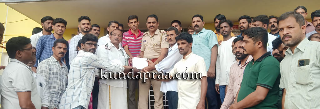 ವಿದ್ಯಾರ್ಥಿಯ ಮೇಲೆ ಹಲ್ಲೆ ನಡೆಸಿದ ಆರೋಪಿಯನ್ನು ಬಂಧಿಸುವಂತೆ ವಿಶ್ವಕರ್ಮ ಸಂಘಟನೆಗಳಿಂದ ಆಗ್ರಹ