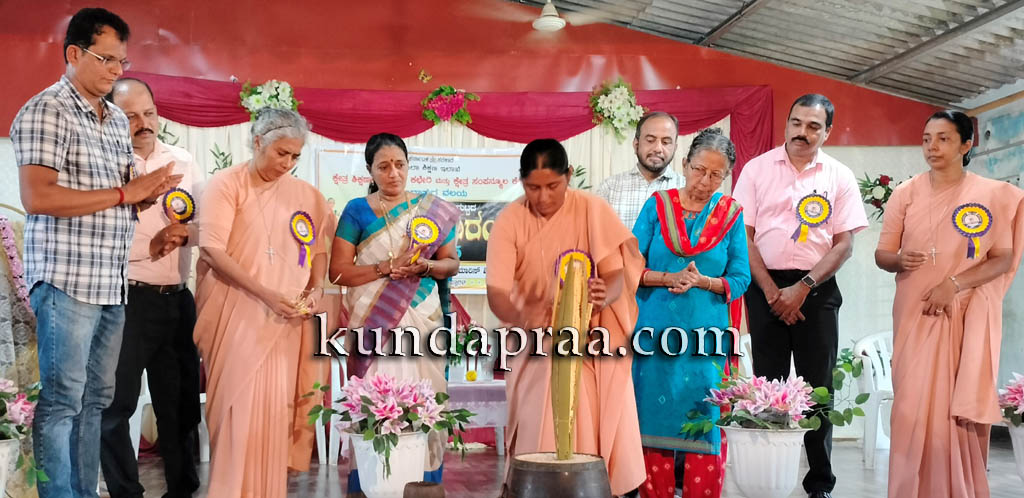 ಗಂಗೊಳ್ಳಿ ಕ್ಲಸ್ಟರ್ ಮಟ್ಟದ ಪ್ರತಿಭಾ ಕಾರಂಜಿ 2024-25 ಕಾರ್ಯಕ್ರಮದ ಉದ್ಘಾಟನೆ