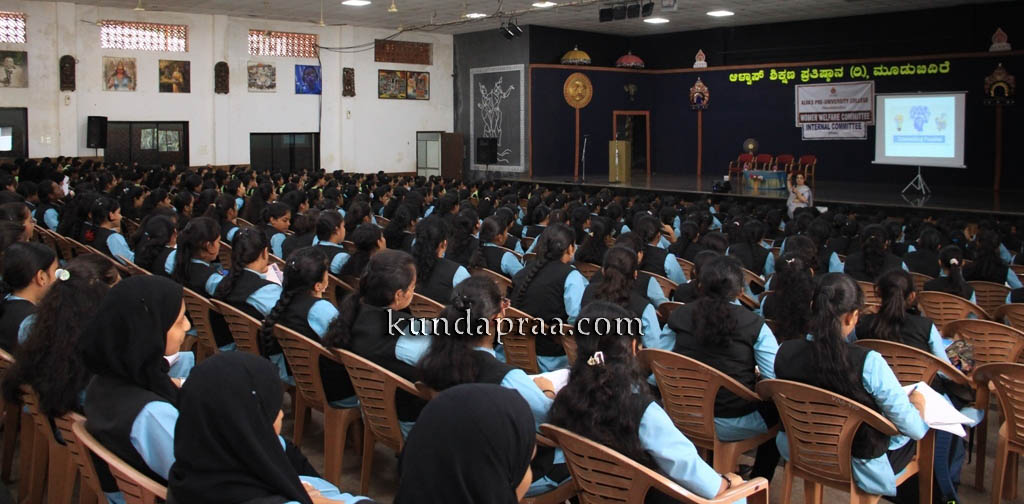 ‘ಮಹಿಳೆಯರ ಯೋಗ ಕ್ಷೇಮದ ಅನ್ವೇಷಣೆ’ ವಿಷಯದ ವಿಶೇಷ ಉಪನ್ಯಾಸ