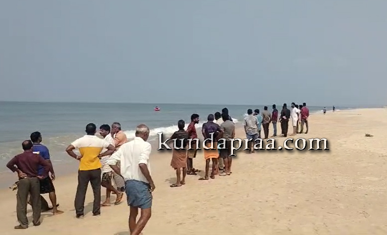 ಬೀಜಾಡಿ: ಈಜಲು ತೆರಳಿದ ಇಬ್ಬರು ಯುವಕರು ಸಮುದ್ರಪಾಲು. ಓರ್ವ ಮೃತ, ಓರ್ವ ನಾಪತ್ತೆ