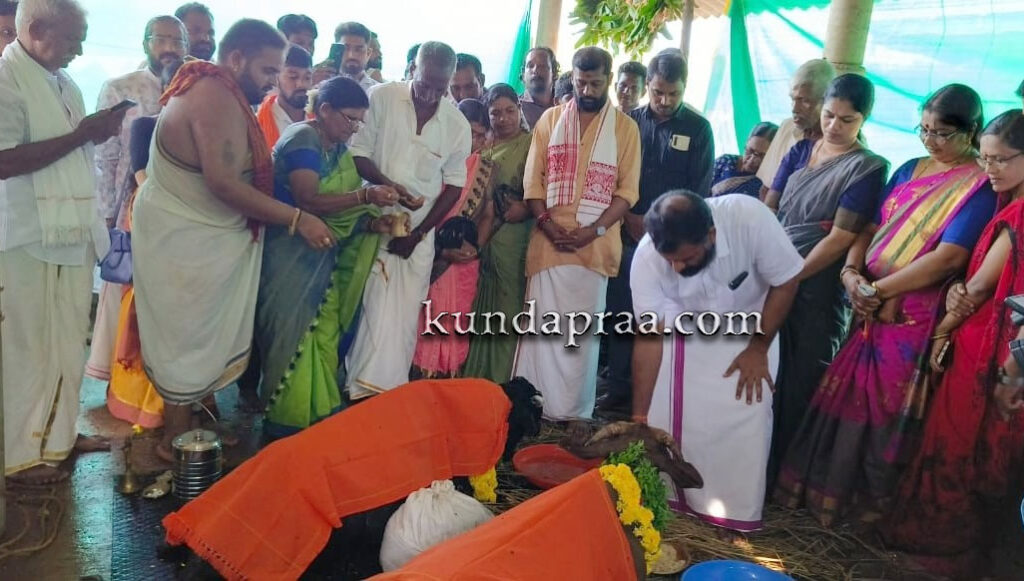 ಶಾಸಕ ಗುರುರಾಜ ಗಂಟಿಹೊಳೆ ಅವರ ಪರಿಕಲ್ಪನೆಯ ಗಂಟಿಧಾಮ – ಅಶಕ್ತ ಗೋವುಗಳ ಪಾಲನಾ ಕೇಂದ್ರ ಲೋಕಾರ್ಪಣೆ