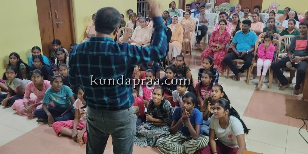 ಭಾರತ ಜ್ಞಾನ ವಿಜ್ಞಾನ ಸಮಿತಿ ಕುಂದಾಪುರ ವತಿಯಿಂದ ಆಕಾಶ ವೀಕ್ಷಣೆ