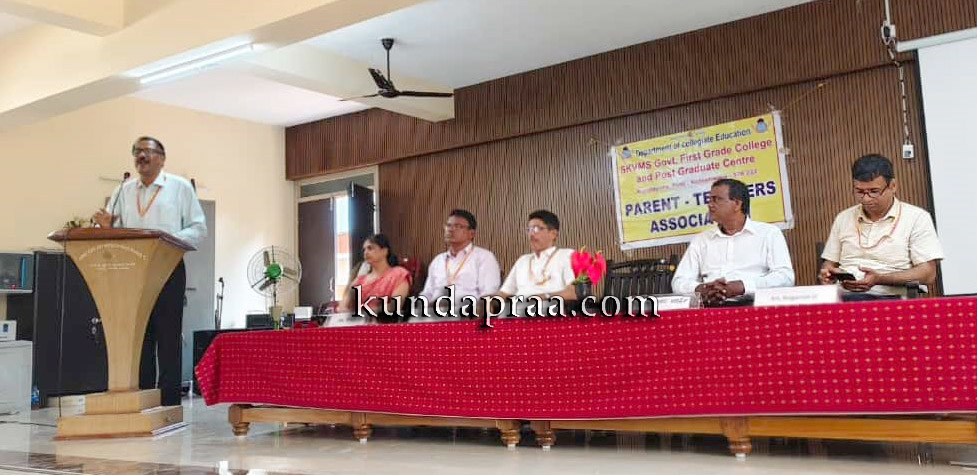 ಪೋಷಕರಾಗಿ ವಿದ್ಯಾರ್ಥಿಗಳ ದೈನಂದಿನ ಚಟುವಟಿಕೆಗಳ ಬಗ್ಗೆ ನಿಗಾ ವಹಿಸಿ: ರಾಮರಾಯ ಆಚಾರ್ಯ