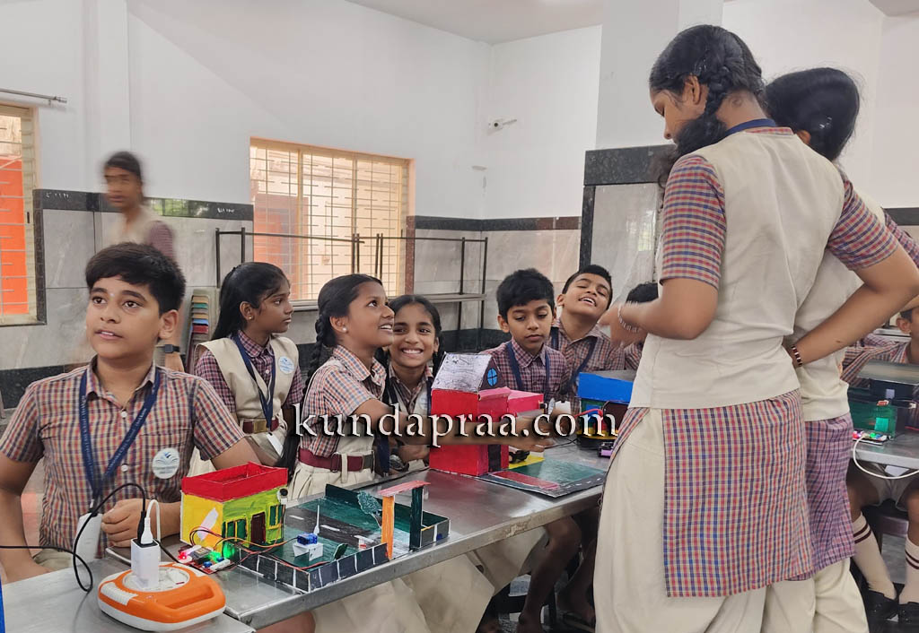 ವಿಶ್ವ ವಿನಾಯಕ ಸಿಬಿಎಸ್ಇ ಸ್ಕೂಲ್: ಎಲೆಕ್ಟ್ರಾನಿಕ್ ವಿಜ್ಞಾನ ಮಾದರಿಗಳ ಪ್ರದರ್ಶನ