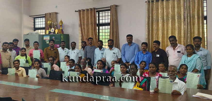 94 ಸಿ ಅರ್ಜಿಗಳ ತ್ವರಿತವಾಗಿ ವಿಲೇವಾರಿ ಮಾಡಿ: ಅಧಿಕಾರಿಗಳಿಗೆ ಶಾಸಕ ಗಂಟಿಹೊಳೆ ಸೂಚನೆ