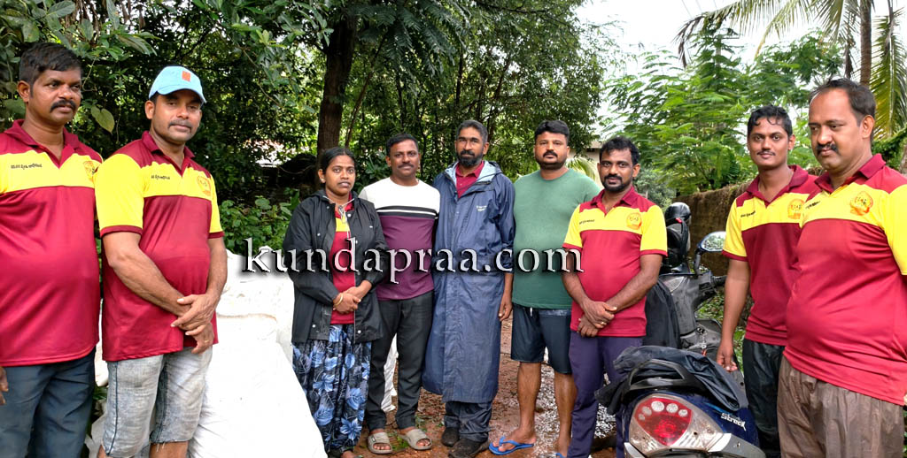 ಸ್ವಚ್ಛ ಭಾರತ ಪರಿಕಲ್ಪನೆ ಪ್ರತಿ ಮನೆಯಲ್ಲಿ ಬೆಳಗಬೇಕು: ಸತೀಶ್ ಕುಂದರ್