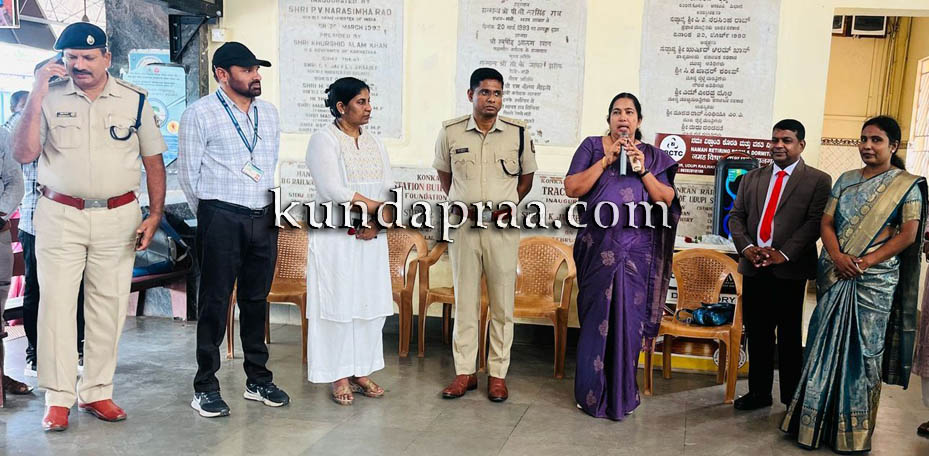 ಜಿಲ್ಲಾಧಿಕಾರಿಗಳಿಂದ ಇಂದ್ರಾಳಿ ರೈಲ್ವೆ ನಿಲ್ದಾಣದಲ್ಲಿ ʼರೈಲ್ವೇ ಚೈಲ್ಡ್ ಹೆಲ್ಸ್ ಡೆಸ್ಕ್ʼ ಉದ್ಘಾಟನೆ