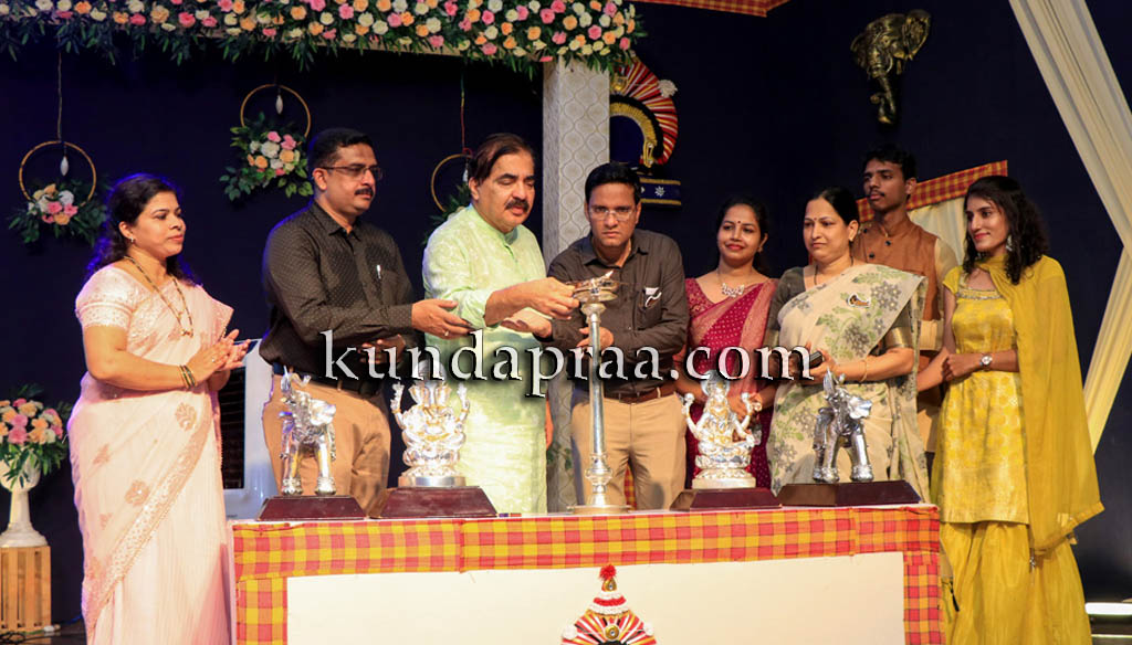 ಸೇವೆಯಲ್ಲಿ ಶ್ರೇಷ್ಠತೆ, ಶ್ರೇಷ್ಠತೆಯಲ್ಲಿ ಯಶಸ್ಸು ನಿಮ್ಮ ಆದ್ಯತೆಯಾಗಲಿ: ಡಾ. ಎಂ. ಮೋಹನ ಆಳ್ವ