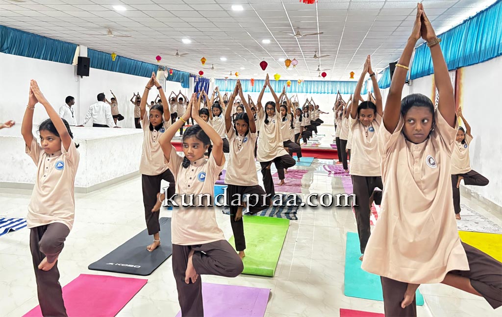 ಮದರ್ ತೆರೇಸಾ ಮೆಮೋರಿಯಲ್ ಸ್ಕೂಲ್ನಲ್ಲಿ ಅಂತರಾಷ್ಟ್ರೀಯ ಯೋಗ ದಿನಾಚರಣೆ