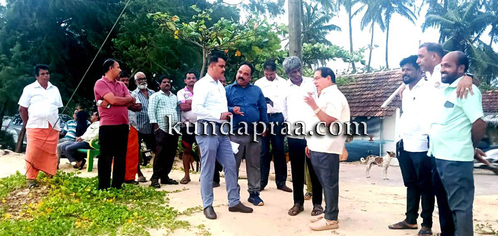 ಸಂಸದ ಕೋಟ ಮಣೂರು ಪಡುಕರೆ ಕಡಲ ಕಿನಾರೆ ವೀಕ್ಷಣೆ