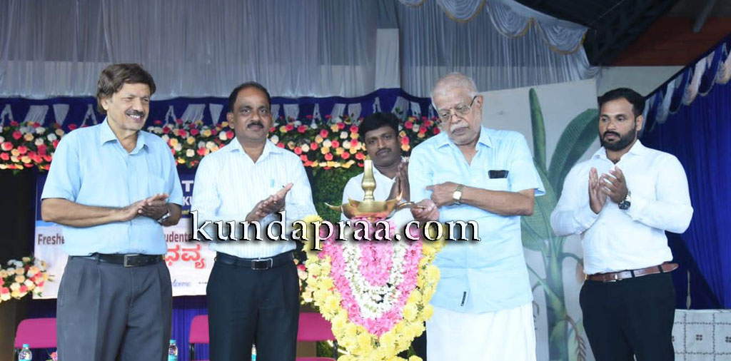 ಶ್ರೀ ವೆಂಕಟರಮಣ ಪ.ಪೂ ಕಾಲೇಜಿನಲ್ಲಿ ಫ್ರೆಶರ್ಸ್ ಡೇ ಹಾಗೂ ವಿದ್ಯಾರ್ಥಿ ಸಂಸತ್ ಉದ್ಘಾಟನೆ