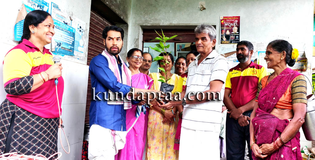 ಆಕ್ಸಿಜನ್ ಪ್ರಮಾಣ ಹೆಚ್ಚಿಸಲು ಹಸಿರು ಜೀವ ಅತೀ ಅವಶ್ಯಕ: ಡಾ. ವಿದ್ವಾನ್ ವಿಜಯ ಮಂಜರ್