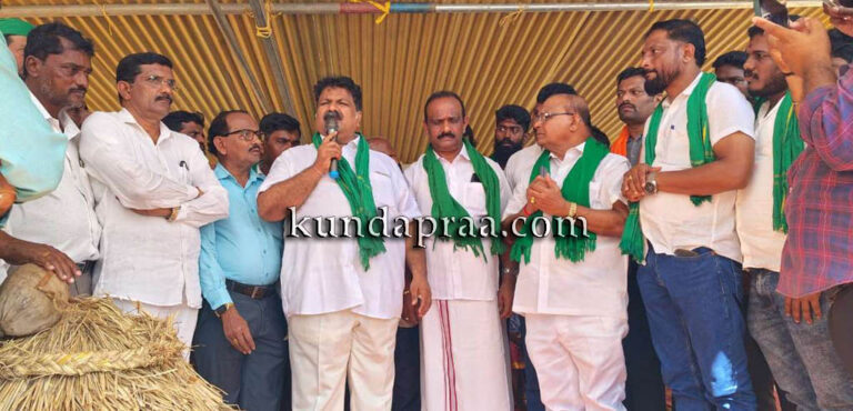 ರೈತರ ಅನಿರ್ದಿಷ್ಟಾವಧಿ ಧರಣಿ ನಿರತ ಸ್ಥಳಕ್ಕೆ ಸಚಿವ ಮಂಕಾಳ ವೈದ್ಯ ಭೇಟಿ