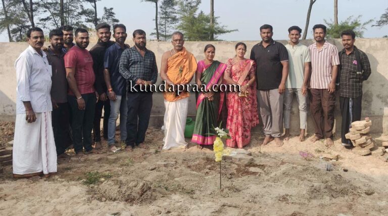 ಗಂಗೊಳ್ಳಿ: ಹಿಂದೂ ರುದ್ರಭೂಮಿಯಲ್ಲಿ ಶಿವನ ಮೂರ್ತಿ ನಿರ್ಮಾಣಕ್ಕೆ ಶಿಲಾನ್ಯಾಸ ಪೂಜನಾ ಕಾರ್ಯಕ್ರಮ