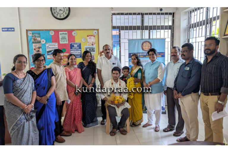 ಶಂಕರನಾರಾಯಣ: ಎಸ್.ಎಸ್.ಎಲ್.ಸಿಯಲ್ಲಿ ಟಾಪರ್ ಪ್ರೀತಮ್ ಪೂಜಾರಿಯನ್ನು ಅಭಿನಂದಿಸಿದ ಶಾಸಕ ಕಿರಣ್ ಕೊಡ್ಗಿ