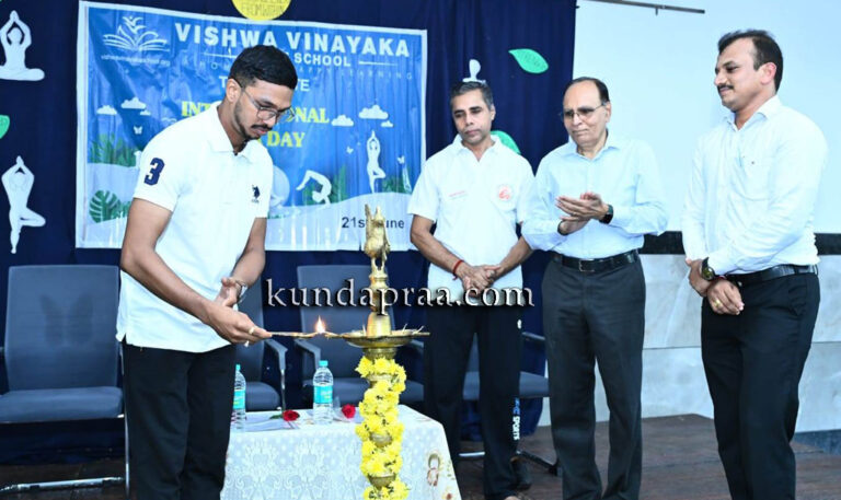 ತೆಕ್ಕಟ್ಟೆ ವಿಶ್ವ ವಿನಾಯಕ ವಿದ್ಯಾಸಂಸ್ಥೆಗಳಲ್ಲಿ ಅಂತರಾಷ್ಟ್ರೀಯ ಯೋಗ ದಿನಾಚರಣೆ