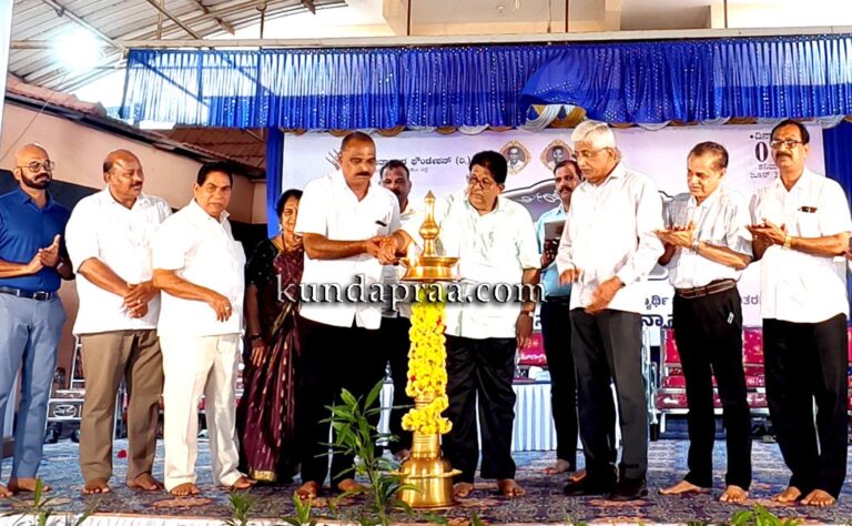 ಗೀತಾನಂದ ಫೌಂಡೇಶನ್ ವತಿಯಿಂದ ಆನಂದೋತ್ಸವ ಕಾರ್ಯಕ್ರಮ
