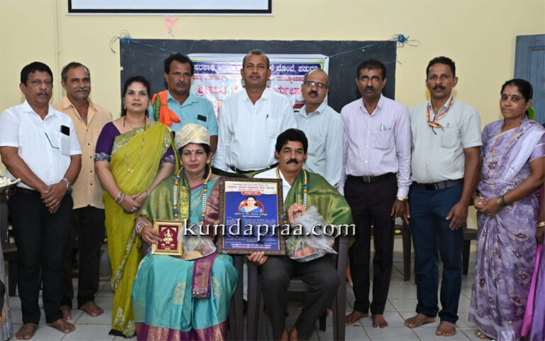 ನಿವೃತ್ತ ಮುಖ್ಯೋಪಾಧ್ಯಾಯಿನಿ ನಿರ್ಮಲಾ ಕೆ.ಎಸ್. ಅವರಿಗೆ ಅಭಿನಂದನೆ