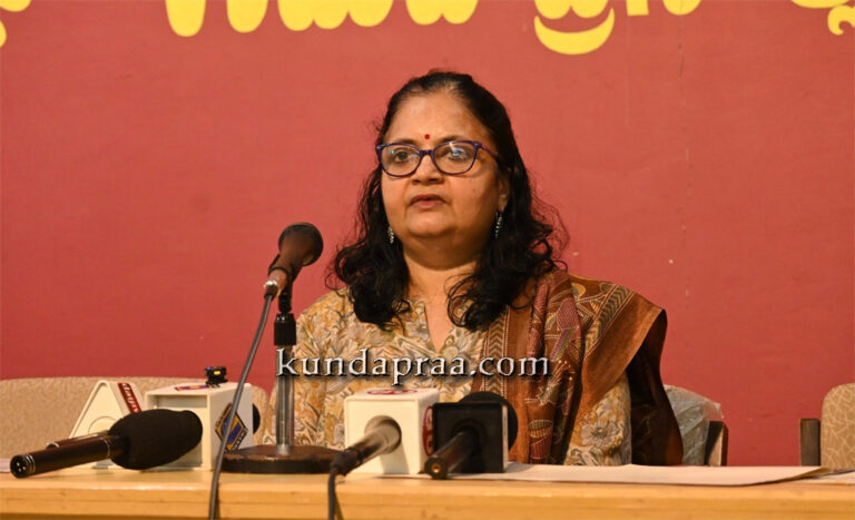ಎಸ್ಐಆರ್ ಕುರಿತು ಡಿಸಿ ಜೊತೆ ಸಂವಾದ: ಸನ್ಮತಿ ಪತ್ರಿಕೆಯ ಸಂಚಿಕೆ ಬಿಡುಗಡೆ