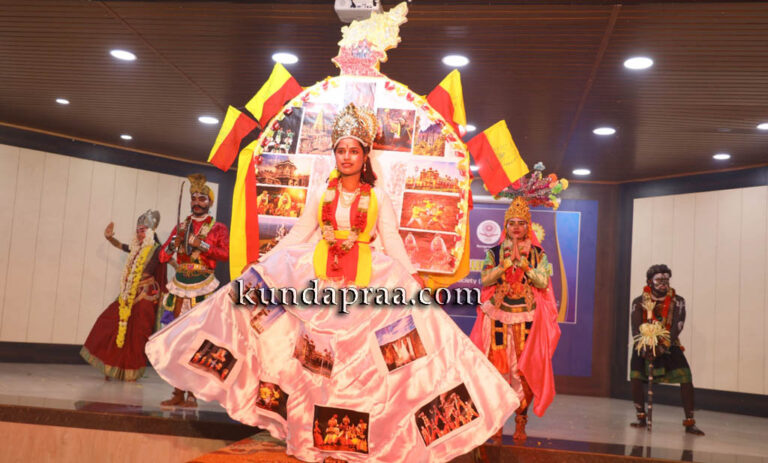 ಡಾ. ಬಿ.ಬಿ ಹೆಗ್ಡೆ ಕಾಲೇಜಿನಲ್ಲಿ ವಸ್ತ್ರಭಾರತಿ – ದೇಶಭಕ್ತಿ ಮೂಡಿಸಿದ ಫ್ಯಾಷನ್ ಪೆರೇಡ್