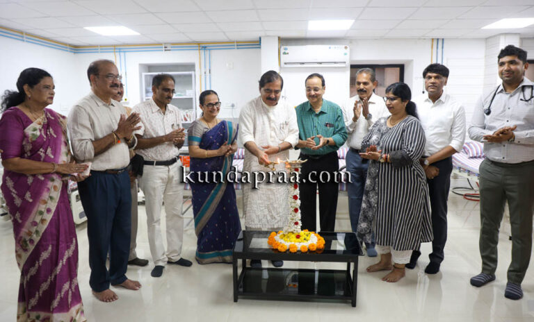 ದಶಮಾನೋತ್ಸವ ಸಂಭ್ರಮದಲ್ಲಿರುವ ಆಳ್ವಾಸ್ ಸಹಕಾರ ಸಂಘದಿಂದ ಡಯಾಲಿಸಿಸ್ ಯಂತ್ರಗಳ ಕೊಡುಗೆ