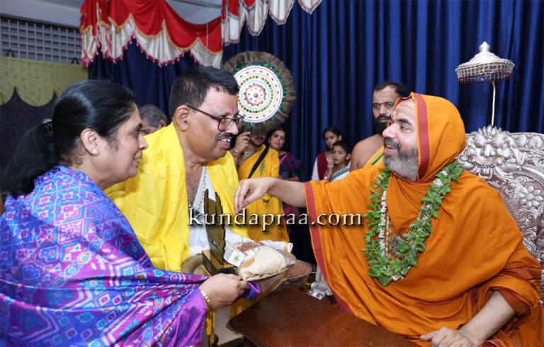 ಯಾವ ಸಂಪತ್ತೂ ನೀಡದ ಸಂತೃಪ್ತಿಯನ್ನು ಅನ್ನ ನೀಡುತ್ತದೆ: ಶ್ರೀ ರಾಘವೇಶ್ವರ