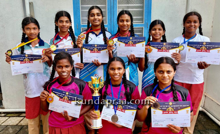 ಕುಸ್ತಿ ಸ್ಪರ್ಧೆಯಲ್ಲಿ ವಿವೇಕ ಬಾಲಕಿಯರ ಪ್ರೌಢಶಾಲೆಯ ಮೂವರು ವಿದ್ಯಾರ್ಥಿನಿಯರು ರಾಜ್ಯ ಮಟ್ಟಕ್ಕೆ ಆಯ್ಕೆ