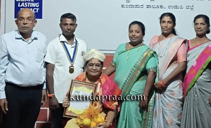 ರೋಟರಿ ಸಮುದಾಯದಳ ಕೊರವಡಿ ವತಿಯಿಂದ ಶಿಕ್ಷಕರ ದಿನಾಚರಣೆ